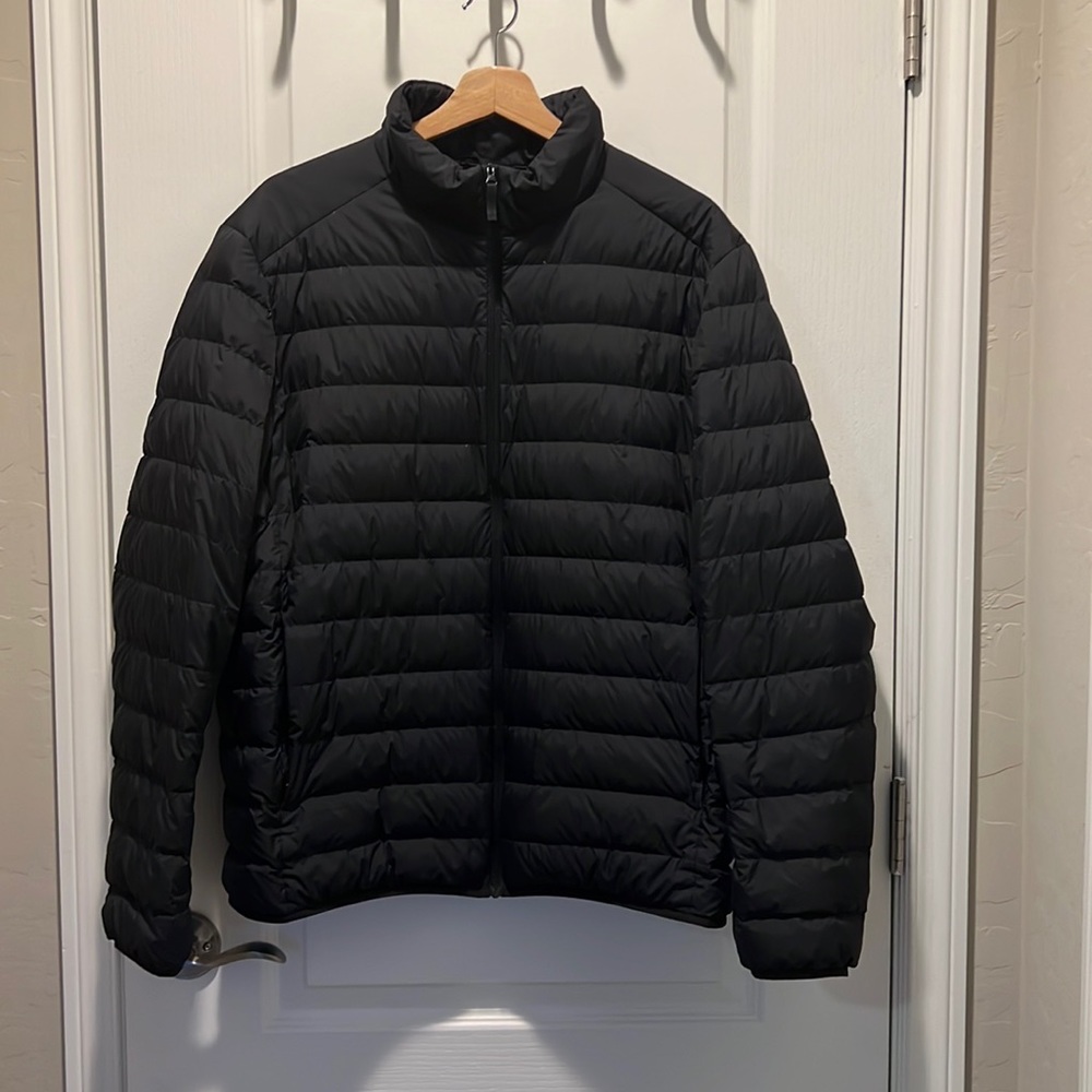UNIQLO mens puffer in black  XL